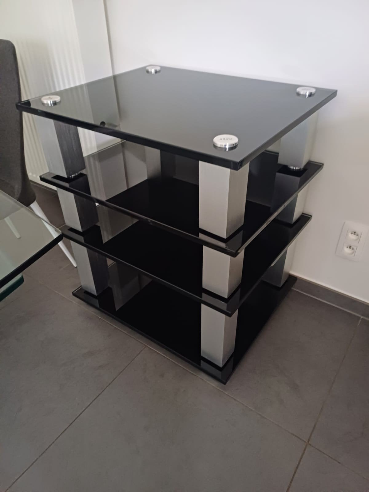 norstone square zwaart audio meubel, Ophalen