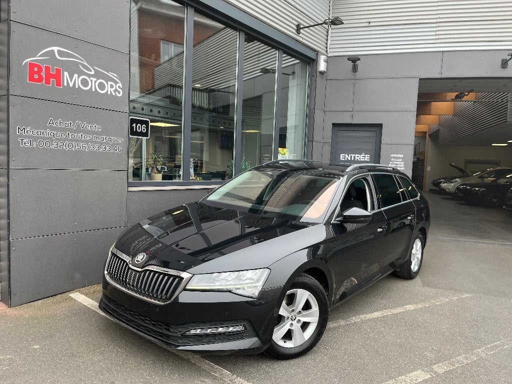 SKODA SUPERB BREAK, Autos, Skoda, Entreprise, Superb, Caméra de recul, Diesel, Break, Automatique, Enlèvement