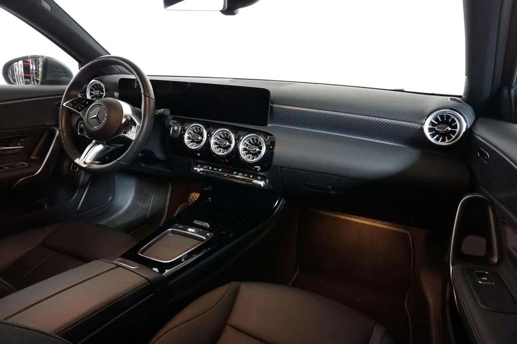 Mercedes-Benz A-CLASS 250 (bj 2024, automaat), Auto's, Mercedes-Benz, Automaat, Gebruikt, https://public.car-pass.be/vhr/b7b73968-4ce2-4b94-8efd-23f72b6a3304