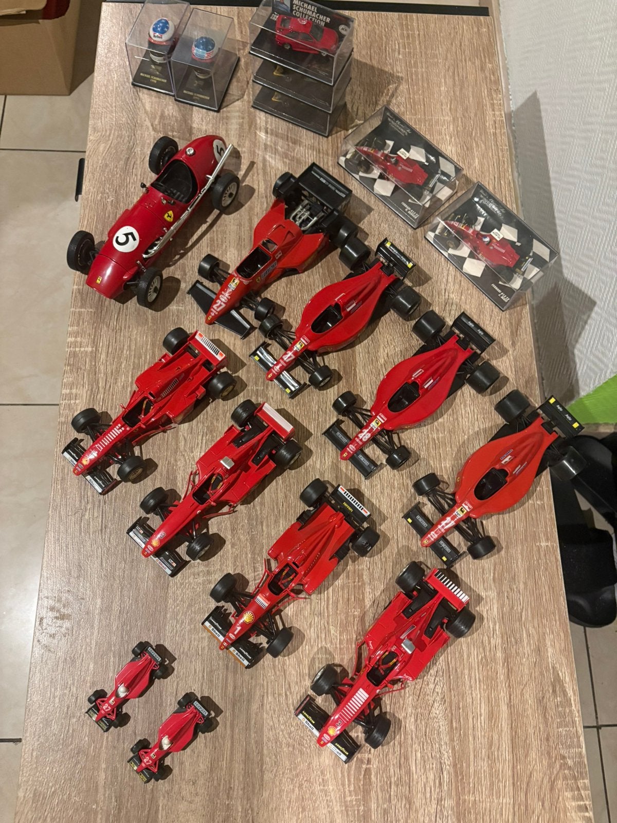 F1 ferrari Michael Schumacher, Hobby en Vrije tijd, Modelauto's | 1:24, Zo goed als nieuw, Auto, Burago, Ophalen