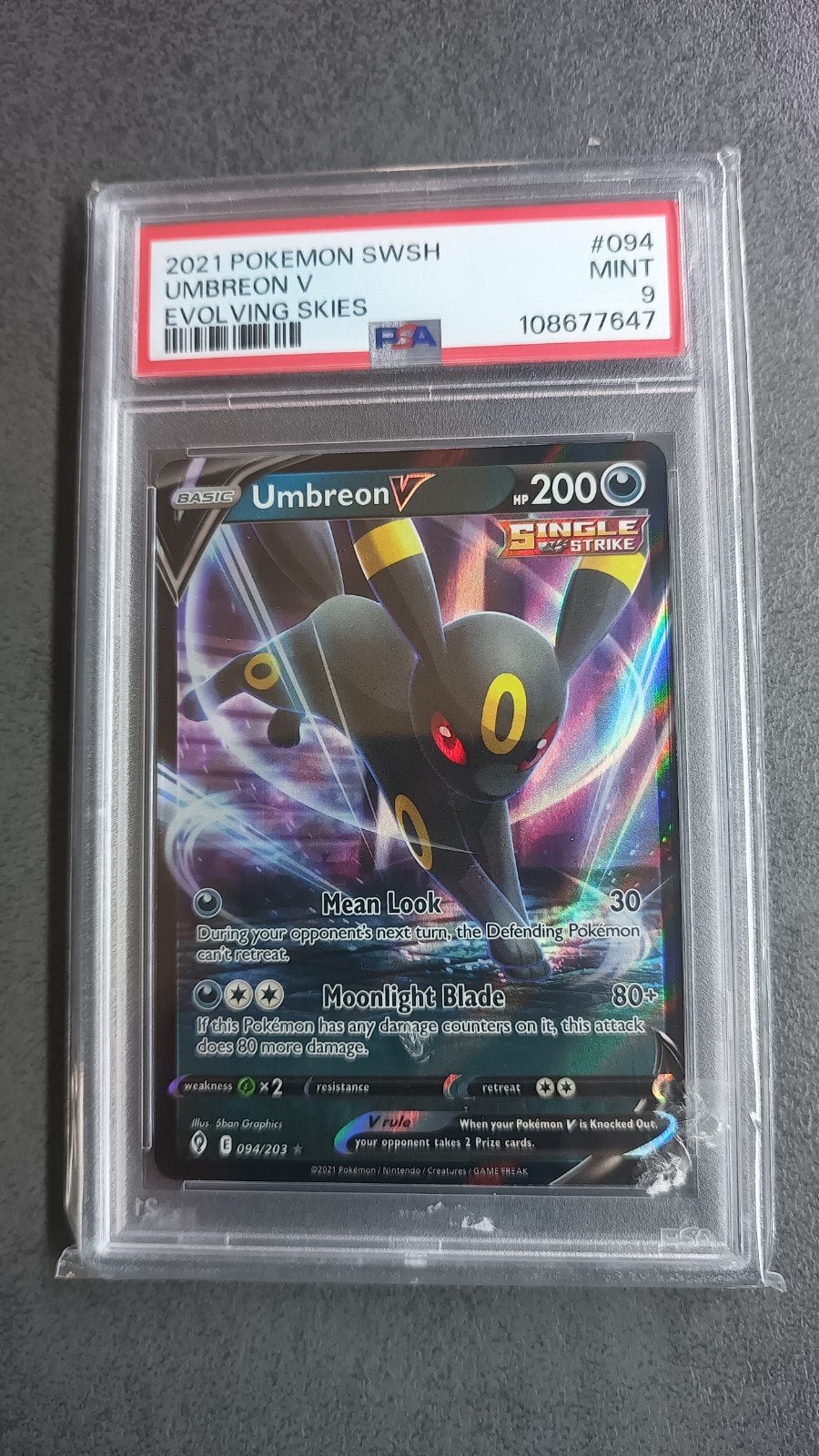 Umbreon V evolving skies #094 PSA 9, Hobby en Vrije tijd, Verzamelkaartspellen | Pokémon, Ophalen of Verzenden