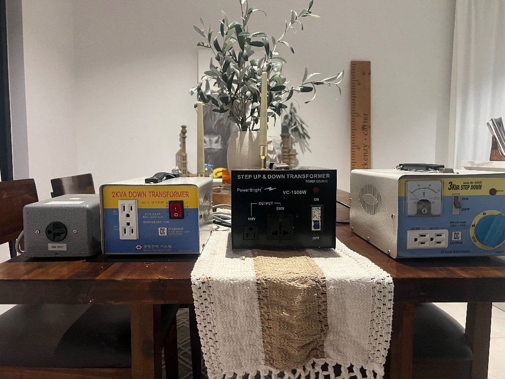 Lot of Voltage Transformers – 300W, 1500W, 2kVA & 3kVA, Ophalen, Gebruikt