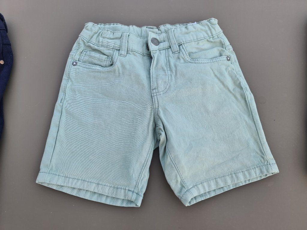 lichtgroene korte jeans broek, Besties, 104, Kinderen en Baby's, Kinderkleding | Maat 104, Ophalen, Zo goed als nieuw, Broek