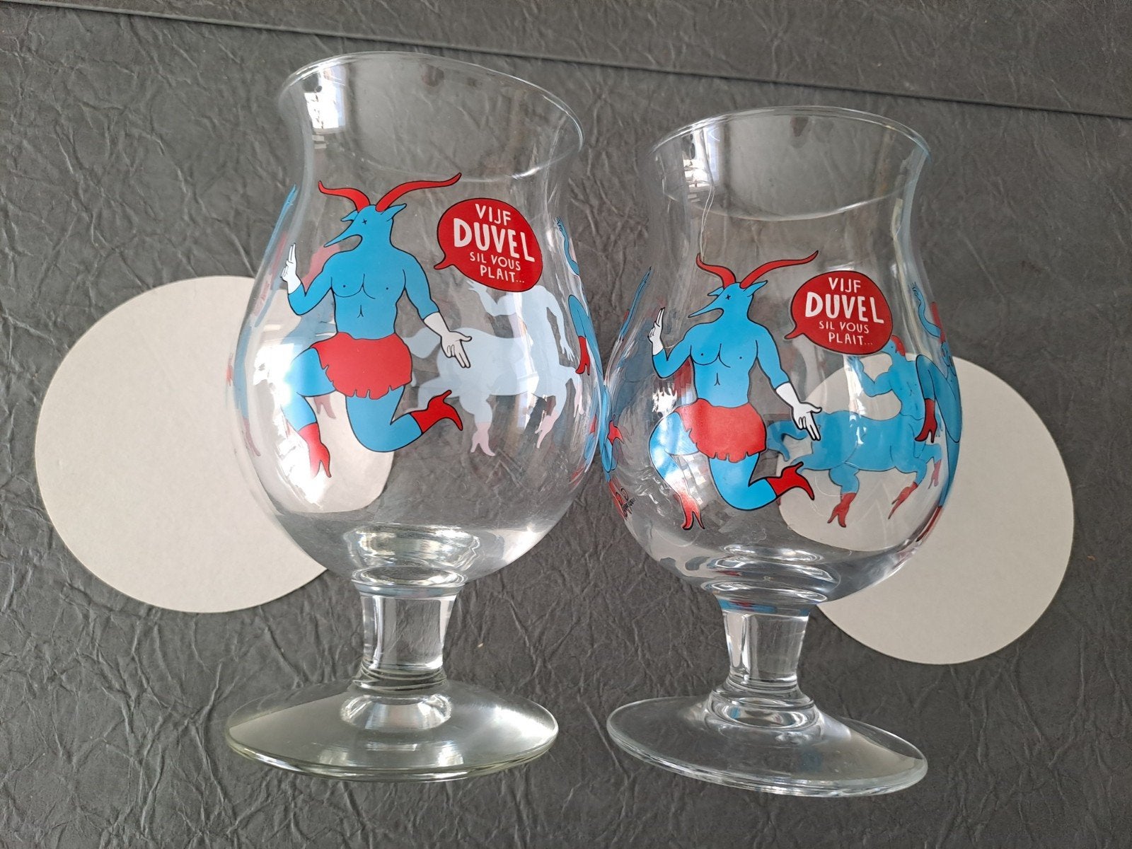 2 verschillende Duvel Moortgat glazen Parra, Verzamelen, Ophalen of Verzenden, Duvel