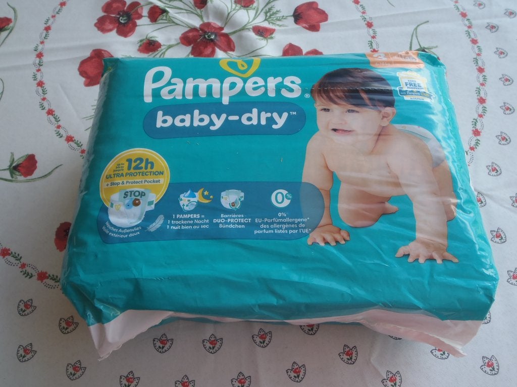 1 pakje pampers baby dry maat 3 Nieuw, Kinderen en Baby's, Ophalen of Verzenden, Nieuw