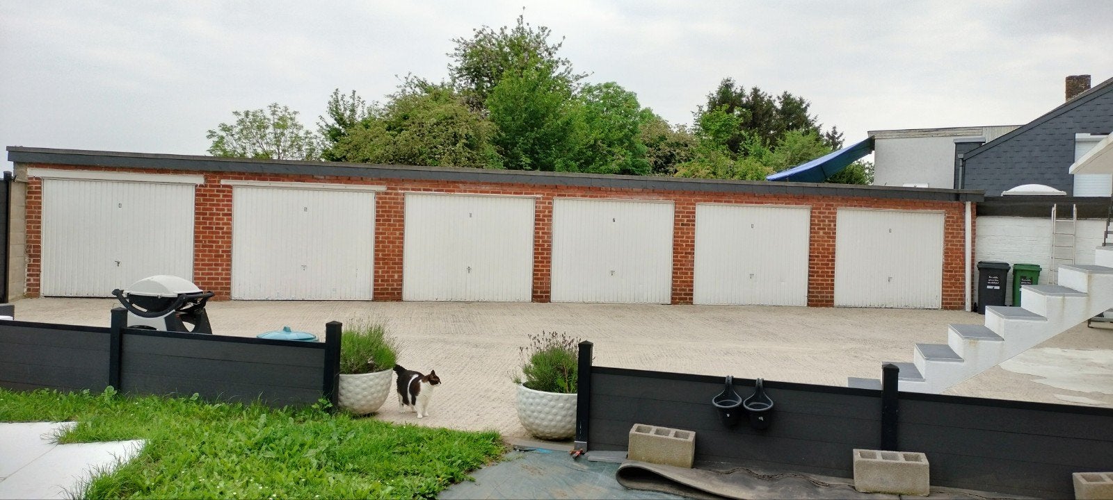beveiligde privégarage, meubelbewaker, opbergdoos en voorraa, Provincie Luik