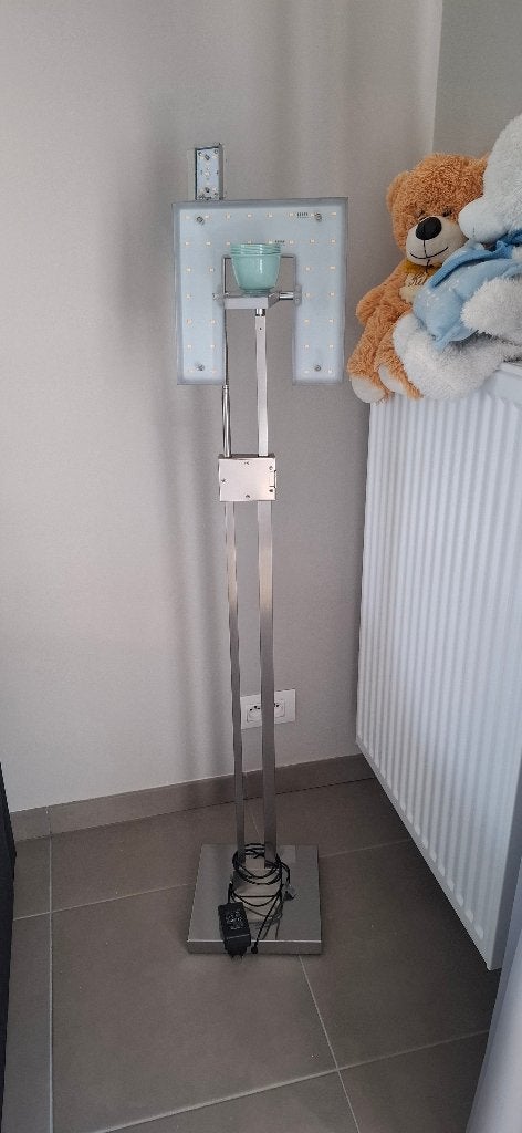 Staanlamp, Ophalen, Zo goed als nieuw
