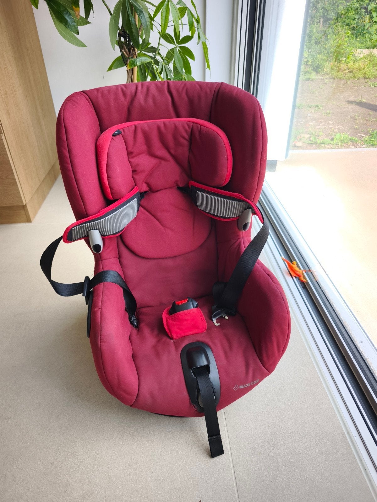 Chaise pour enfant Maxi Cosi Axiss 9-18 kg, Enfants & Bébés, Enlèvement