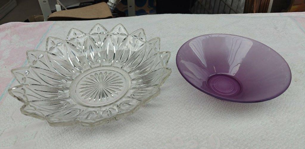 schalen in glas helder geperst glas purper glas, Huis en Inrichting, Woonaccessoires | Schalen en Manden, Schaal, Rond, Ophalen of Verzenden