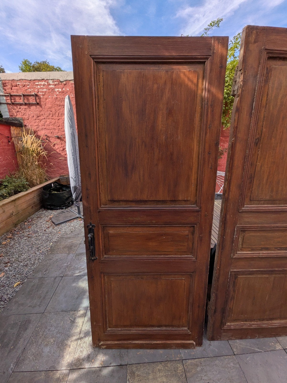 Portes anciennes, Enlèvement