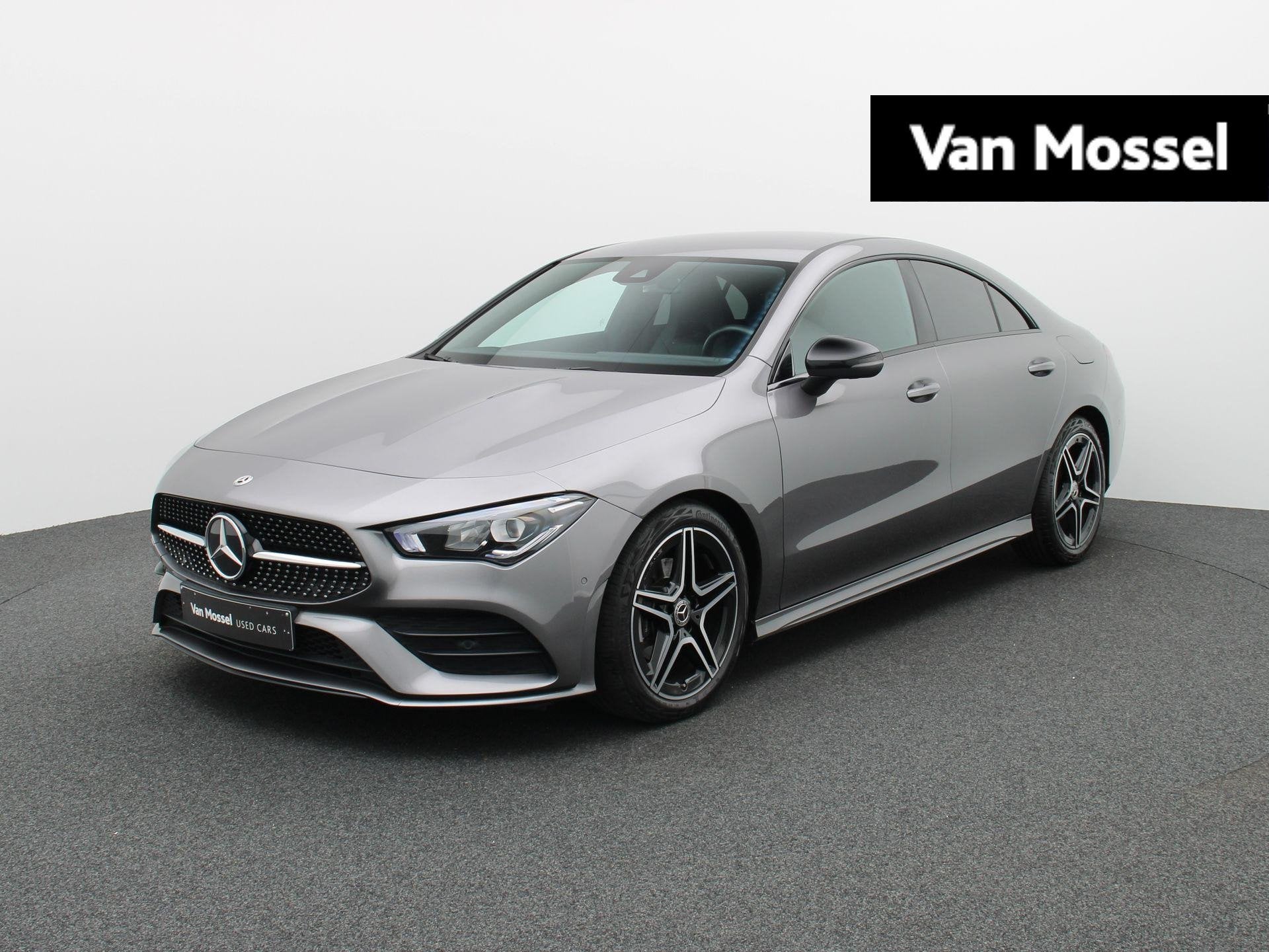Mercedes-Benz CLA 180 AMG LINE + LEDER + NIGHTPAKKET + CAMER, Auto's, Stof, Gebruikt, 4 cilinders, Automatische klimaatregeling