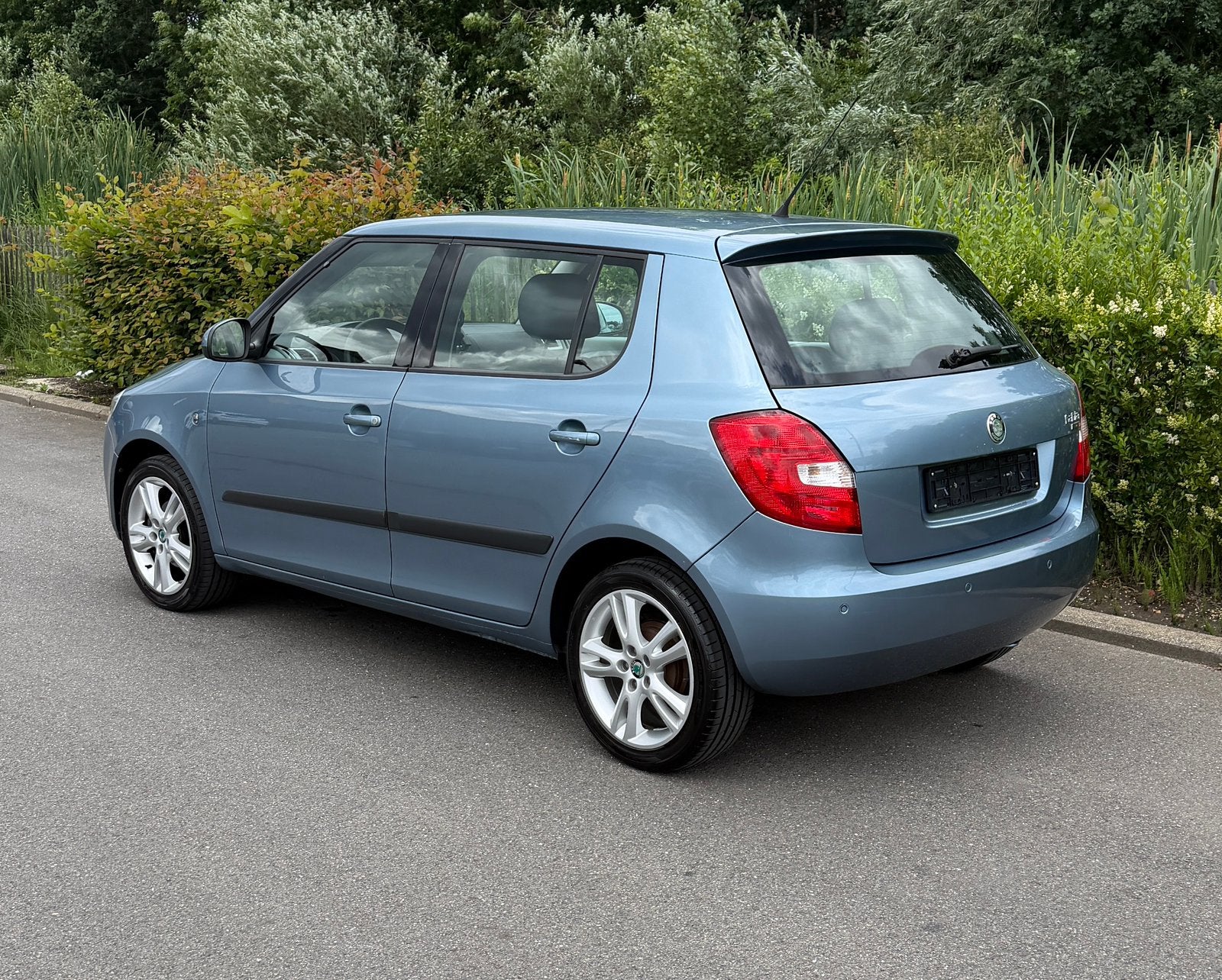 Skoda Fabia 1.2 Benzine | Airco | Parkeersensoren | 137000km, Auto's, Stof, Blauw, Overige kleuren, 5 deurs
