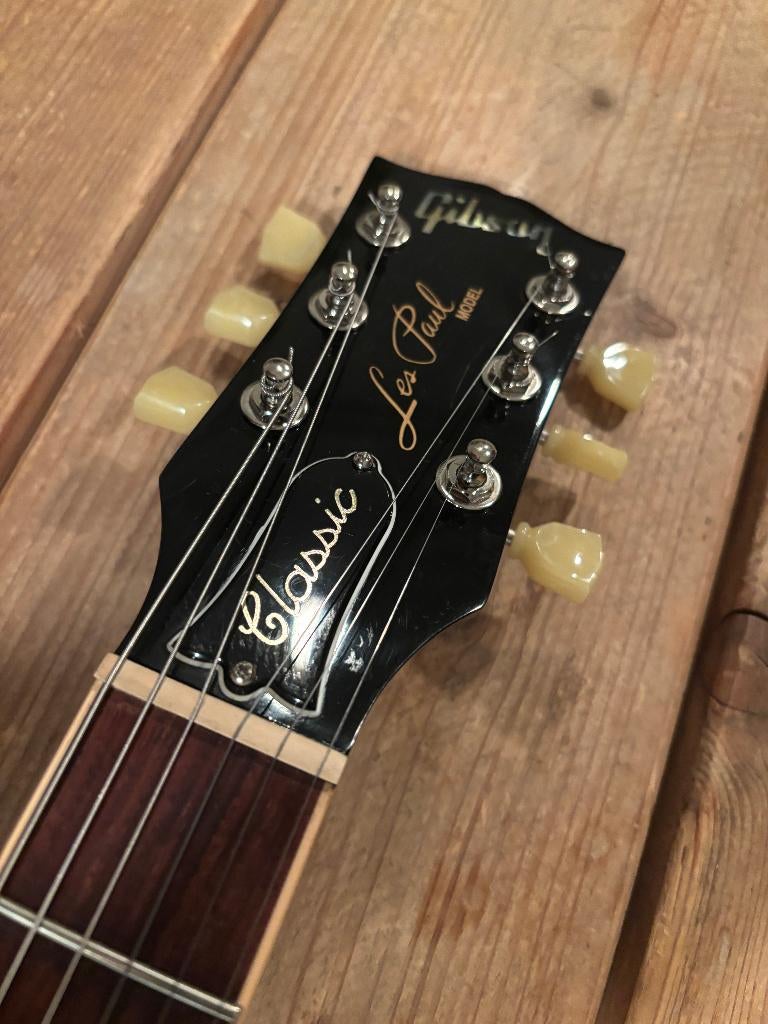 Gibson Les Paul Classic Winered 120th anniv, Musique & Instruments, Instruments à corde | Guitares | Électriques, Comme neuf, Solid body