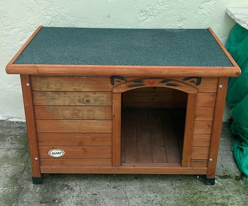 Kleine dierenhuisje van hout, Ophalen, Gebruikt