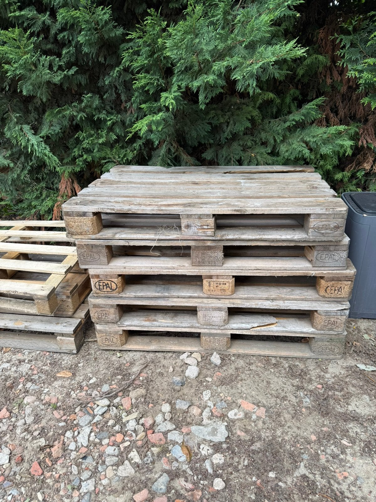 Europallets + diverse andere pallets, Doe-het-zelf en Bouw, Hout en Planken, Ophalen, Zo goed als nieuw