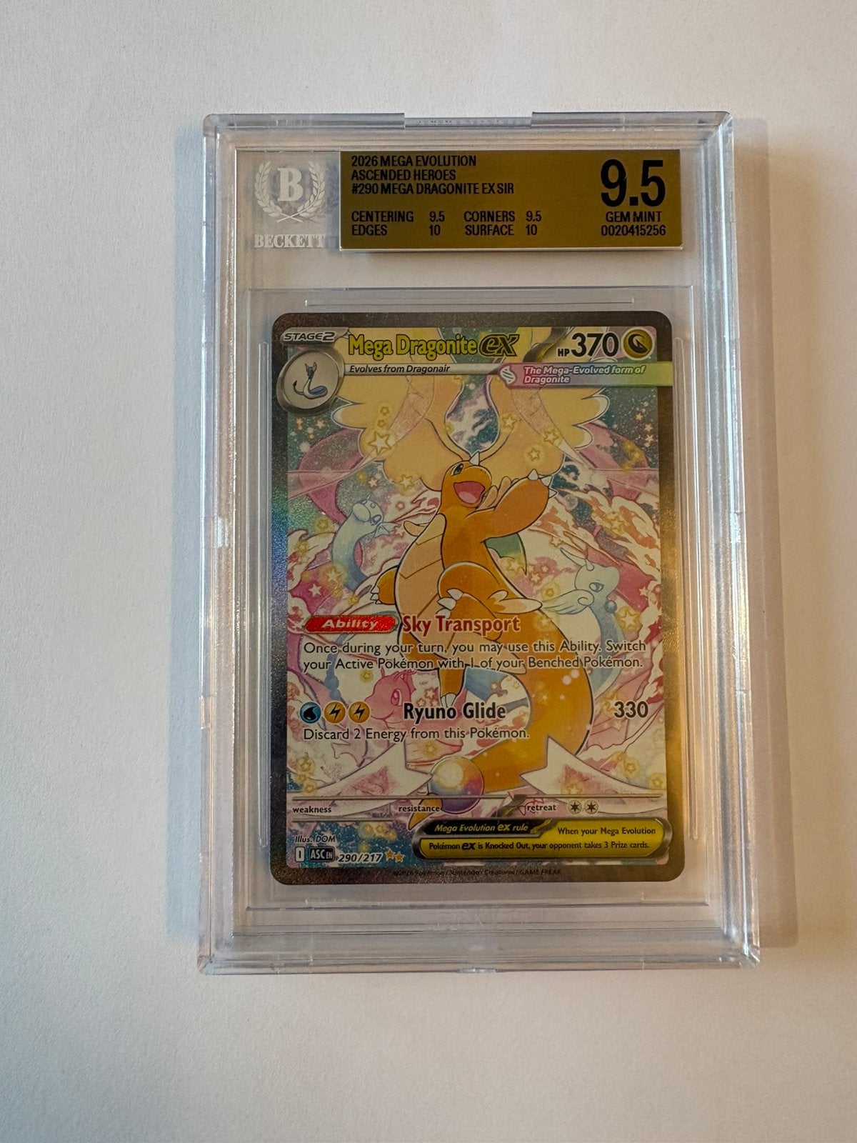 Mega Dragonite ex, Beckett 9.5 Gem Mint, Hobby en Vrije tijd, Ophalen of Verzenden, Nieuw