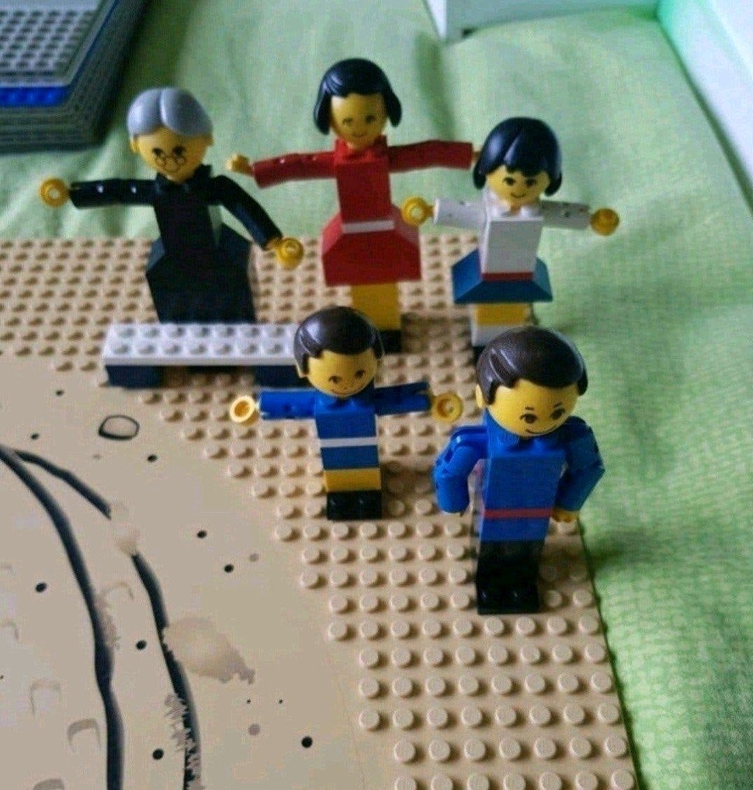 N'oubliez pas de regarder mes autres figurines gigantesques, Enfants & Bébés, Jouets | Duplo & Lego, Enlèvement, Lego