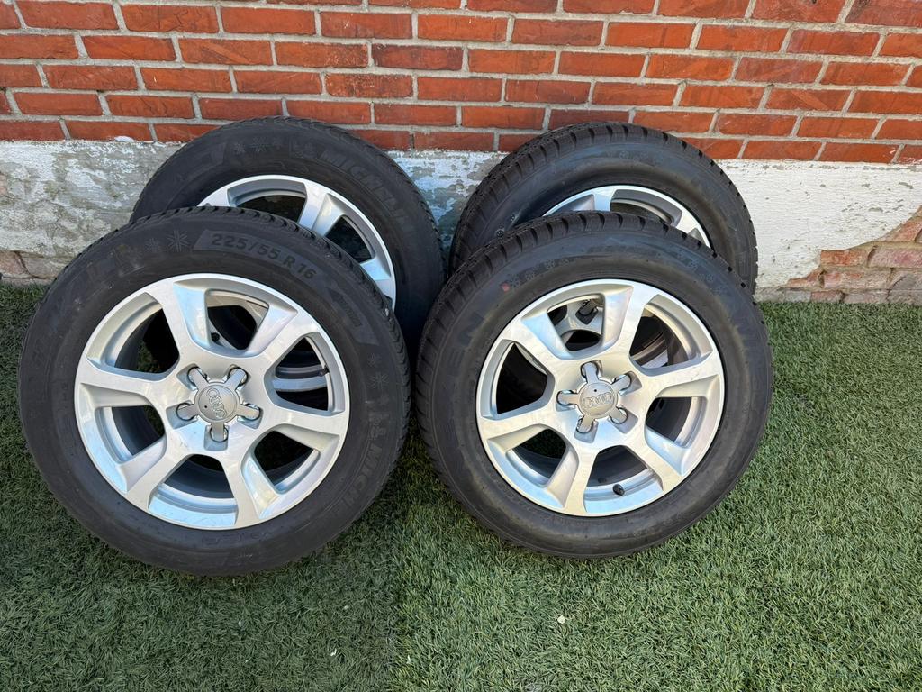 Audi A4 nieuwe banden+velgen michelin, Auto-onderdelen, Ophalen of Verzenden, Band(en)