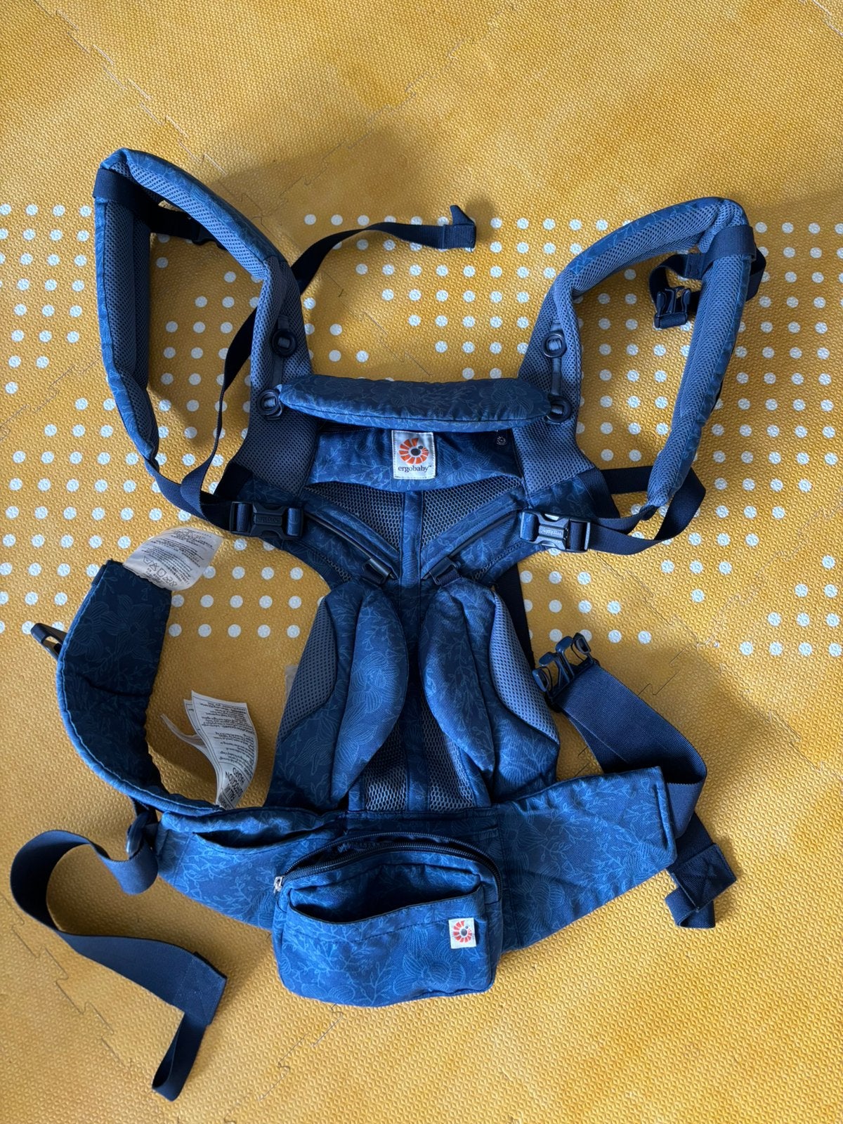 Ergobaby omni 360 cool air mesh draagzak, Ophalen, Zo goed als nieuw, Draagzak