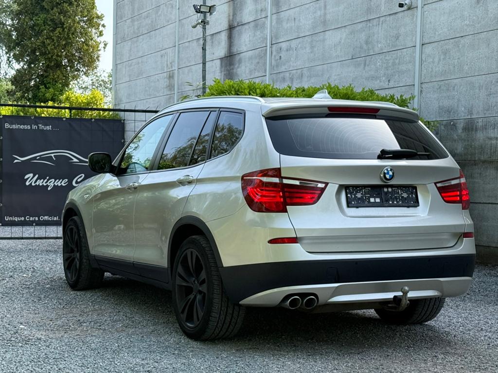 BMW X3 3.0D - 260PK - Automaat Xenon Cam Carplay 2013 Export, Automaat, Euro 5, 2993 cc, Parkeersensor