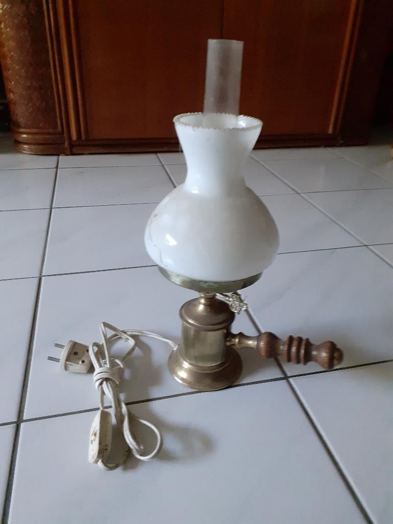 Olielampmodel, elektrisch, Moins de 50 cm, Enlèvement ou Envoi, Verre, Utilisé