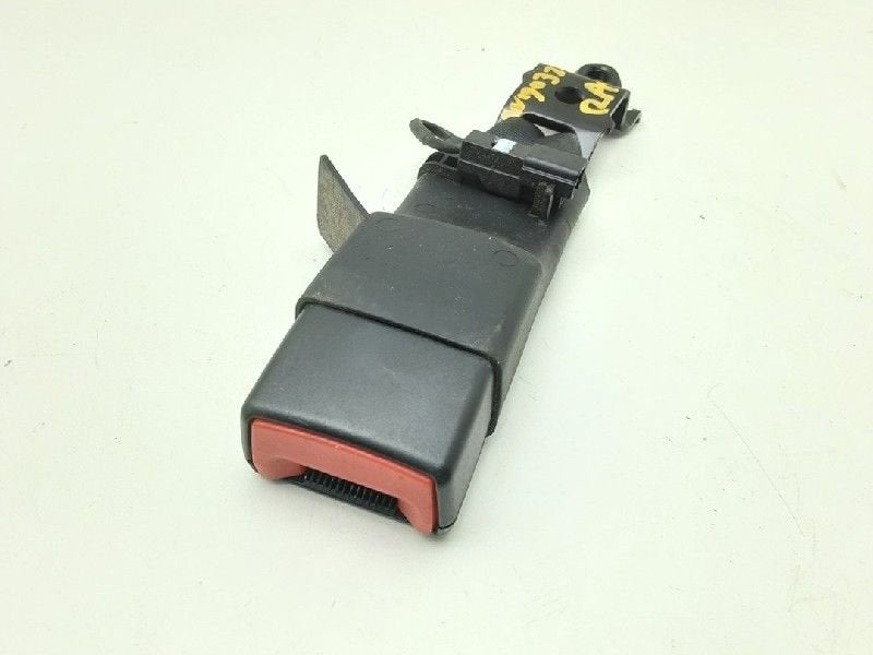 BOUCLE DE CEINTURE ARRIÈRE DROIT Avensis Wagon (T27), Utilisé, Toyota