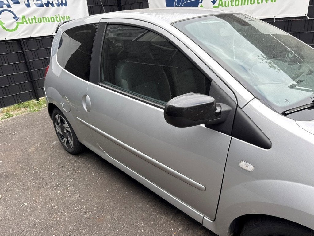 PORTE DROITE Renault Twingo II (CN) (01-2007/09-2014), Renault, Droite, Utilisé, Peter-Huppertz-Straße 5
51063  Köln, DE