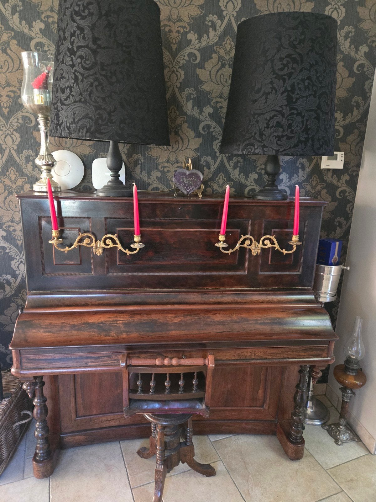 unieke piano., Enlèvement