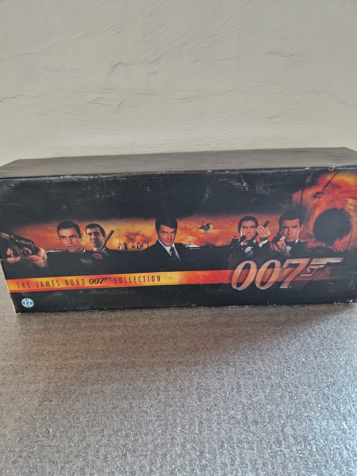 Coffret VHS James Bond Objet de collection, Enlèvement ou Envoi