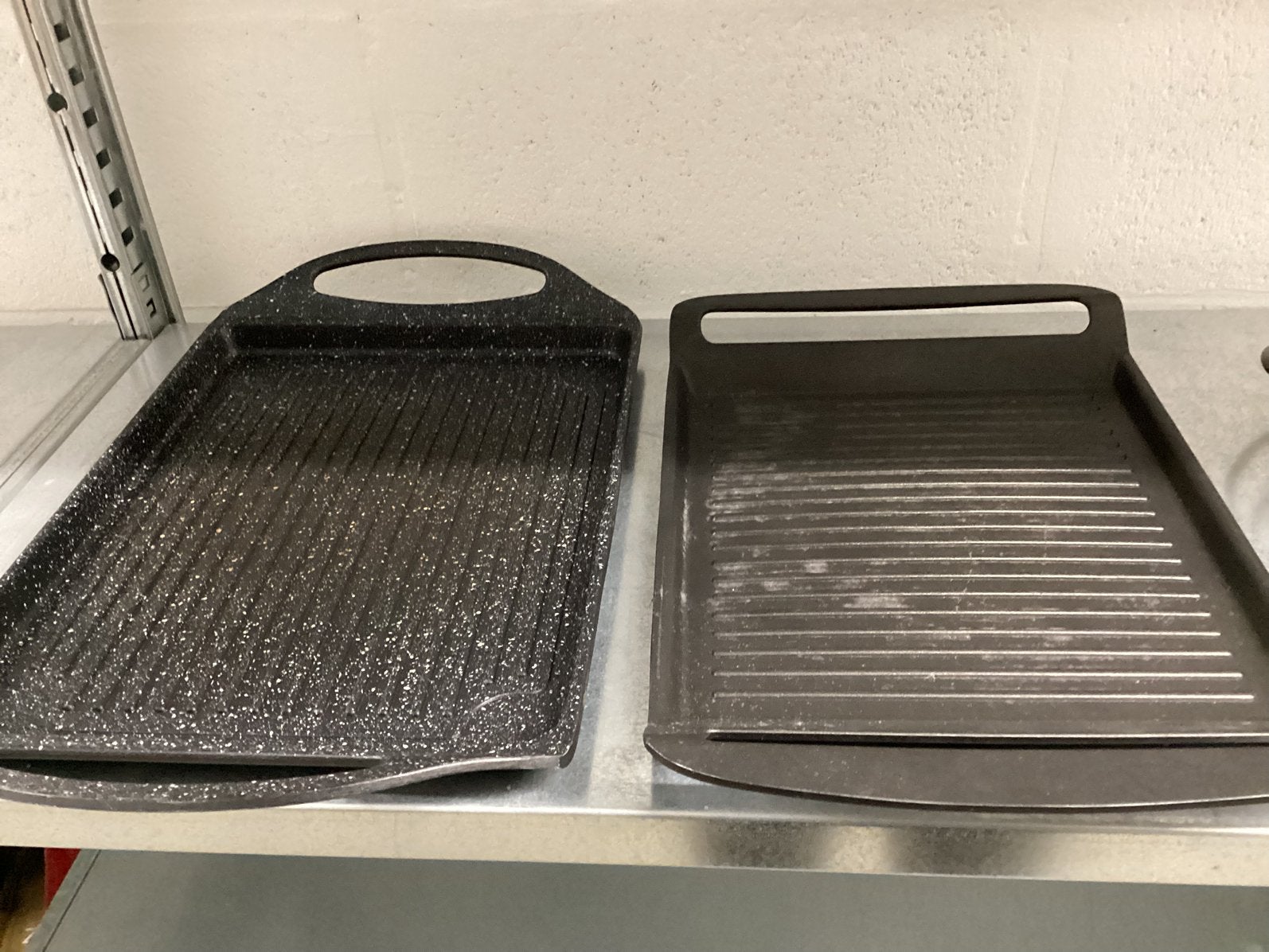 Grillplaten, Tuin en Terras, Ophalen, Zo goed als nieuw