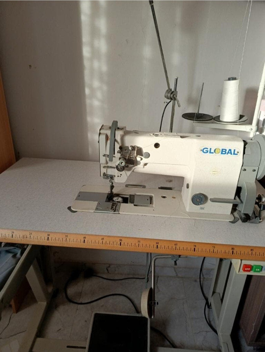 Naaimachine voor leer en dikke stoffen, Ophalen, Naaimachine