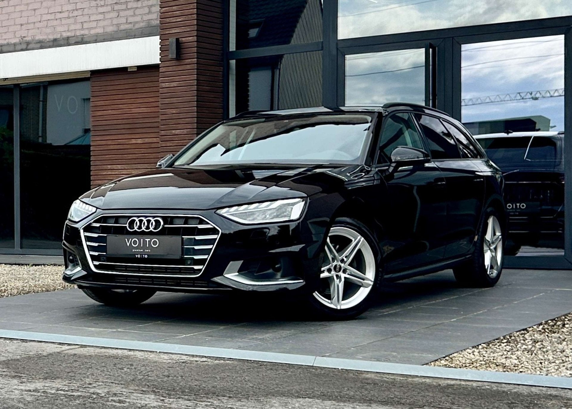 Audi A4 Avant 35TFSI Advanced S tronic/MATRIX/VIRTUAL/CAMERA, Automaat, Dealer onderhouden, Gebruikt, 1984 cc