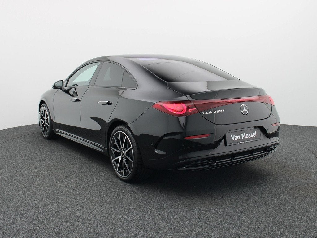 Mercedes-Benz CLA 250+ Sport Edition + MULTIBEAM + PANO + CA, Auto's, Automaat, Achterwielaandrijving, Gebruikt, Zwart