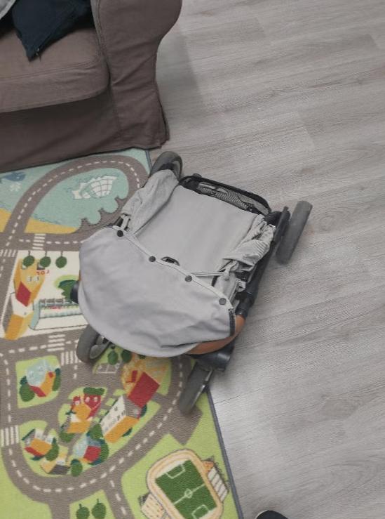Buggy Mutsy + Regenhoes, Ophalen, Gebruikt, Overige merken, Regenhoes