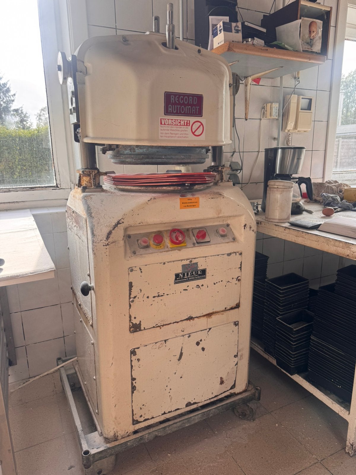 Vorm maker bakkerij, Ophalen, Brood en Banket