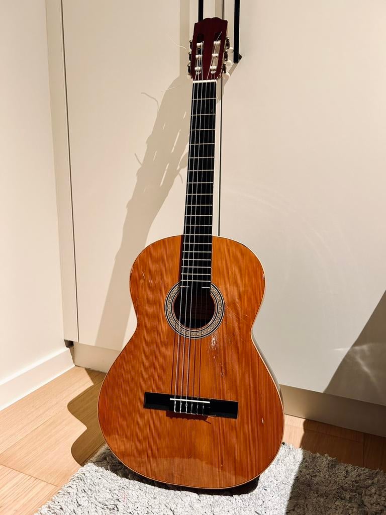 Vintage Alhambra 2C studiegitaar uit 1982, Muziek en Instrumenten, Ophalen, Zo goed als nieuw