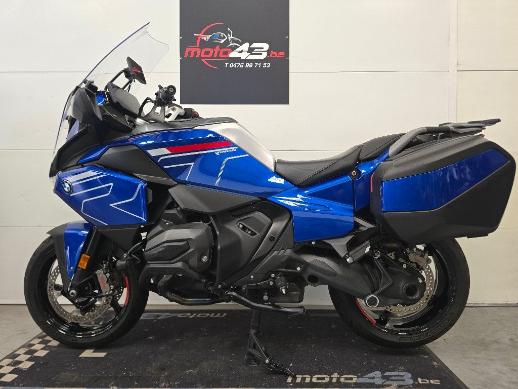 BMW R1300RT**2025**3880KM@MOTO43 Bavikhove, 2 cilinders, Occasion, Bedrijf, Meer dan 35 kW