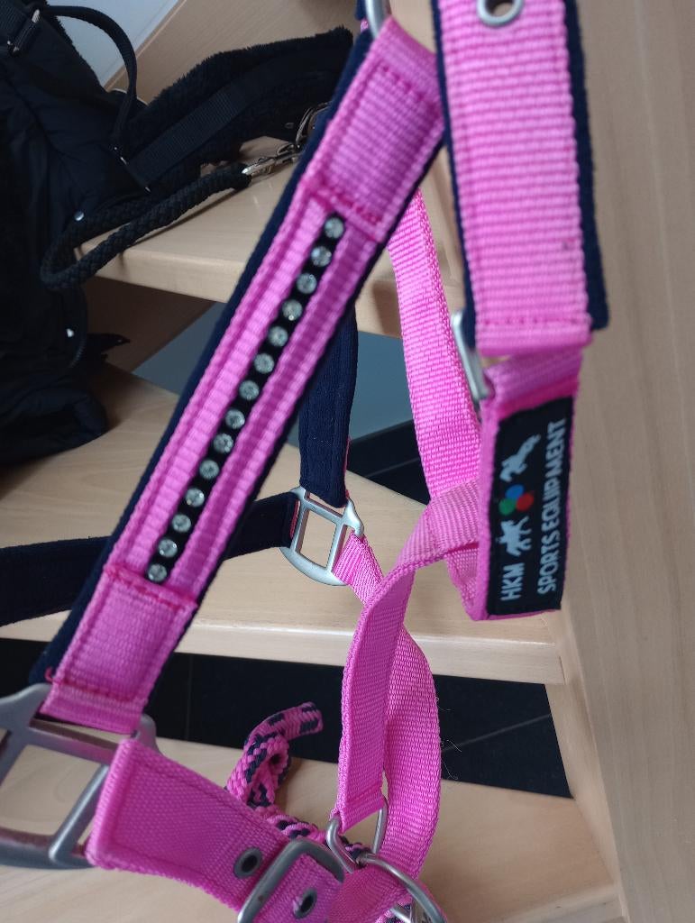 Roze halster en wollen zwarte halster, Enlèvement ou Envoi, Neuf