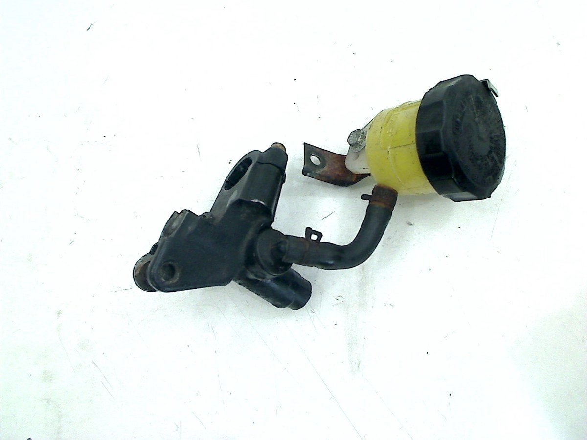 FREIN MAITRE CYLINDRE AVANT Suzuki, Dhr. S. di Majo, Utilisé, Info@cama-motorparts.nl, P.J. Troelstraweg 8 8
3144 CX  MAASSLUIS, NL