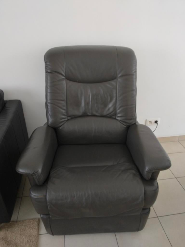 LEDER ZETEL FAUTEUIL EENPERSOONS, Ophalen