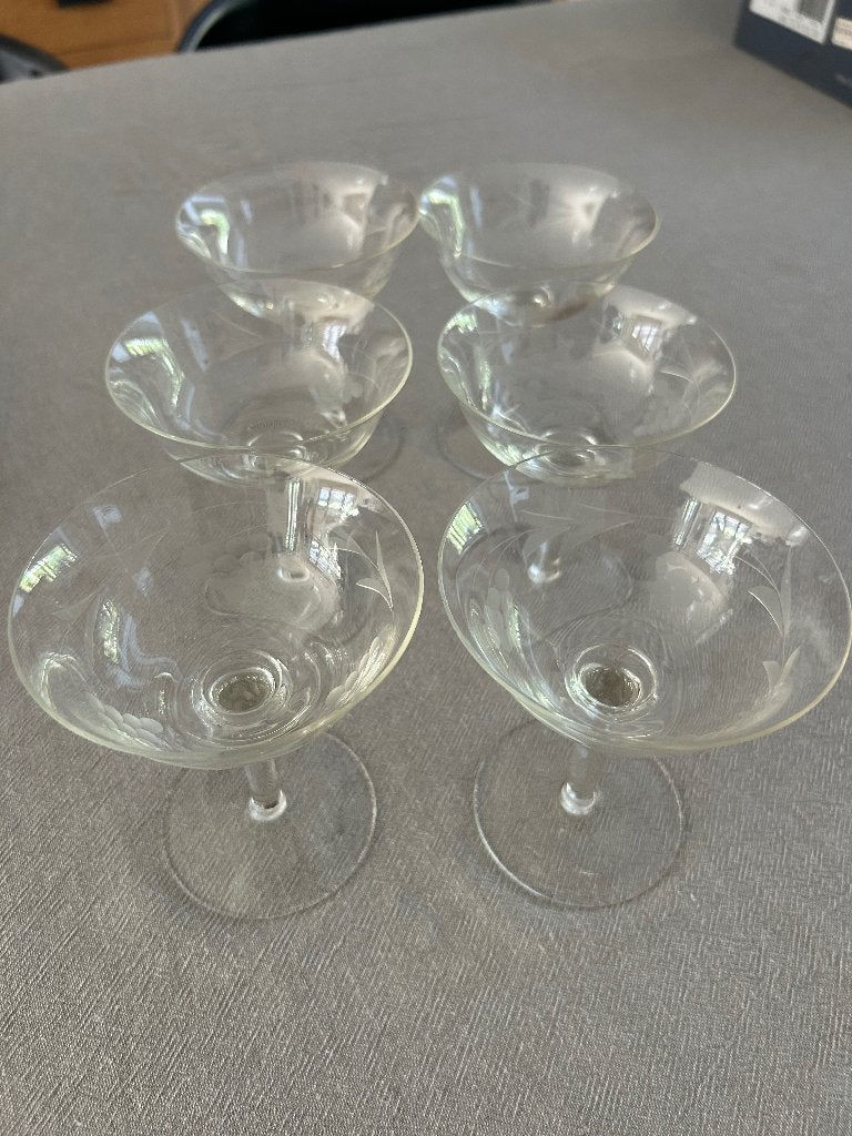 6 antieke Champagne coupes, Enlèvement