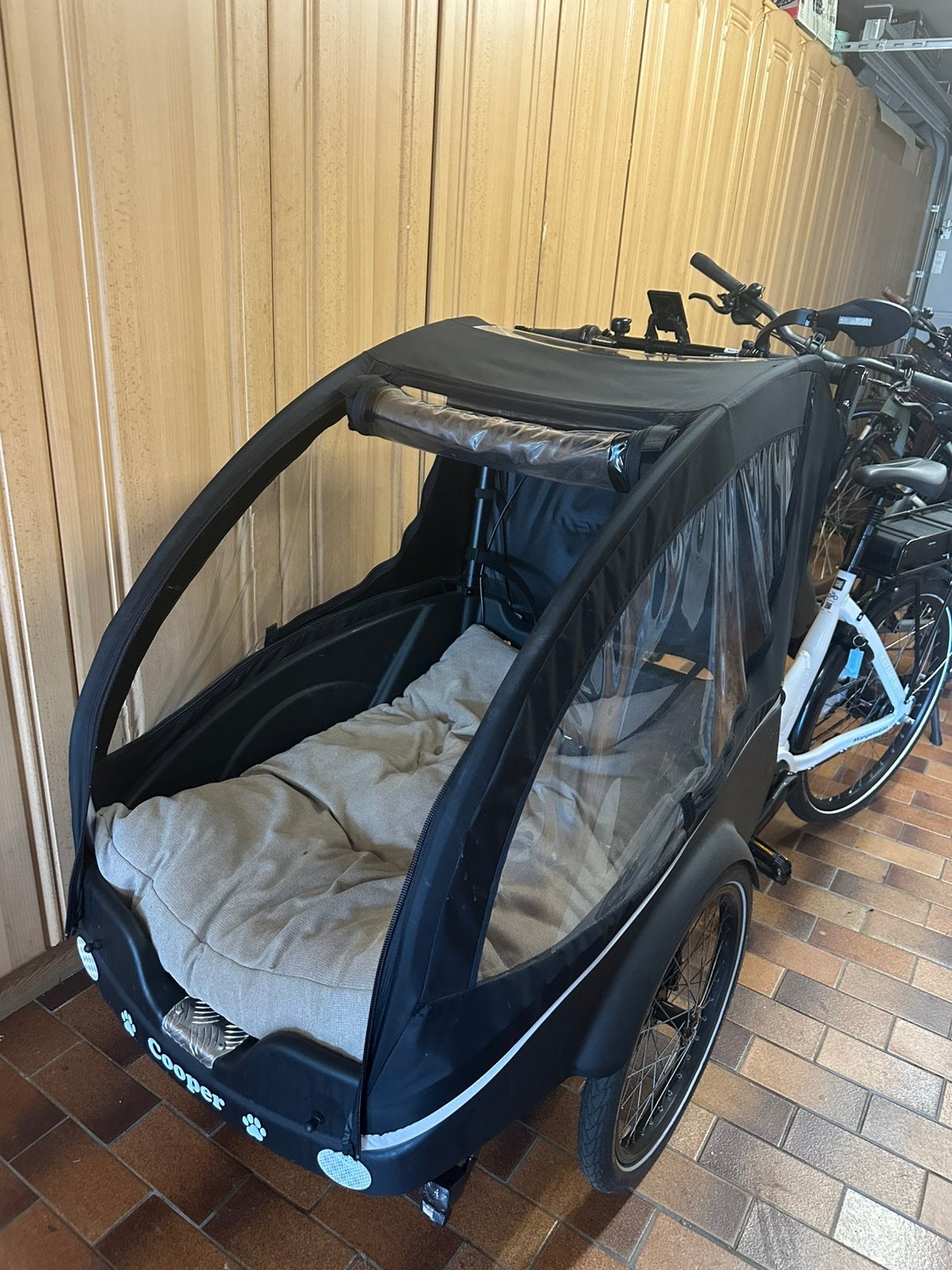 Te koop winther dog bakfiets wit, Fietsen en Brommers, Fietsen | Bakfietsen, Goederen, Elektrisch, Zo goed als nieuw, Schijfrem