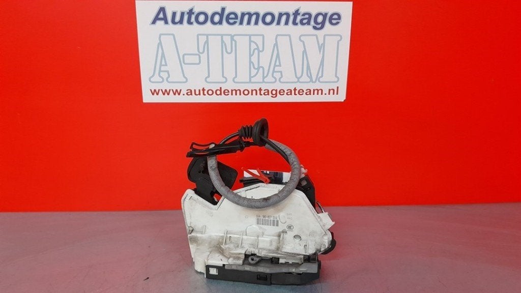 SERRURE DE PORTE RODS AVANT DROIT Volkswagen Polo V (6R), Volkswagen, Volkswagen AG, Utilisé, Kundenbetreuung@volkswagen.de