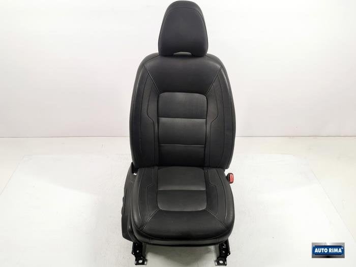 Siège droit d'un Volvo V70, -, 3 mois de garantie, -, -