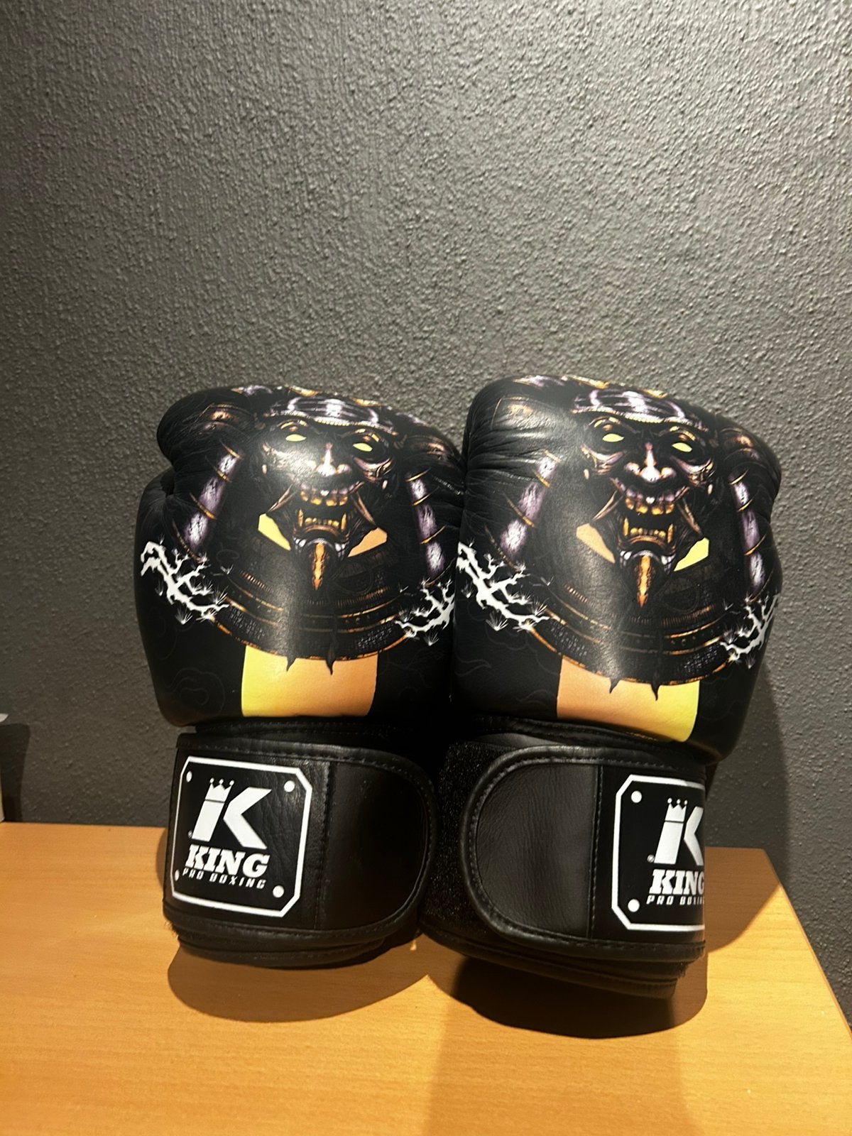 (NIEUW) King Pro Boxing Fantasy Bokshandschoenen (14 oz), Ophalen of Verzenden, Zo goed als nieuw