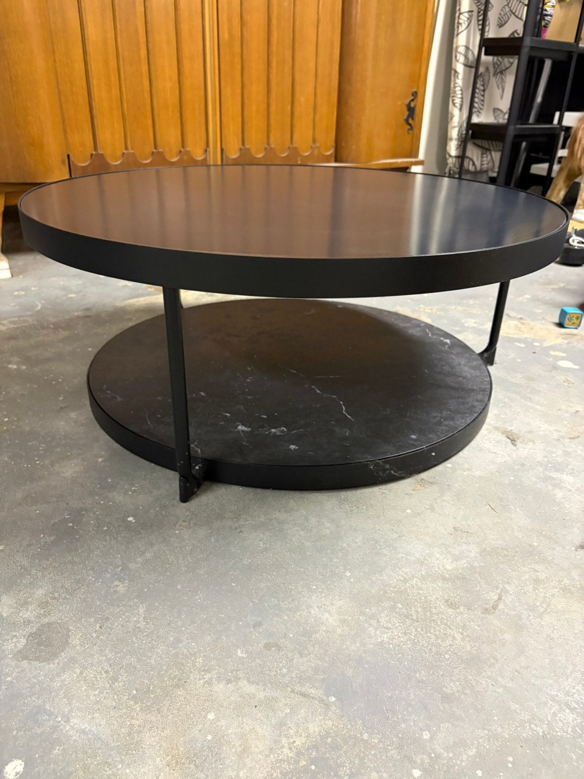 Salontafel (marmerpatroon/glas), Maison & Meubles, Rond, Comme neuf, Verre, Enlèvement