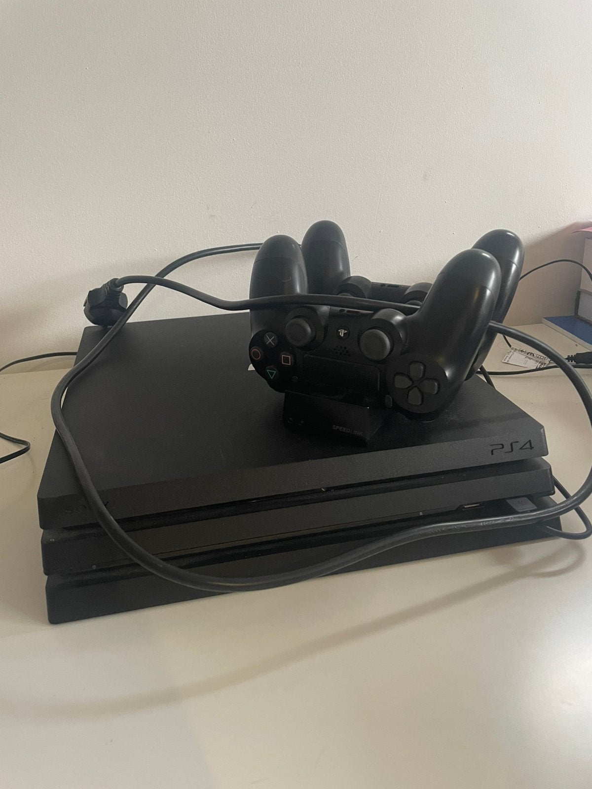 Playstation 4 pro 1TB, Games en Spelcomputers, Spelcomputers | Sony PlayStation 3, Ophalen, Zo goed als nieuw