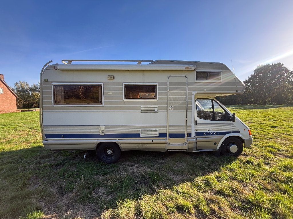 Oldtimer Ford Transit 2.5TD Elnagh King 620 pour 6 pers., Caravanes & Camping, Boîte manuelle, Ford, Diesel, Réfrigérateur