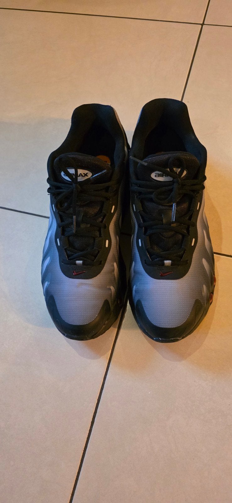 Air max maat 44, Ophalen