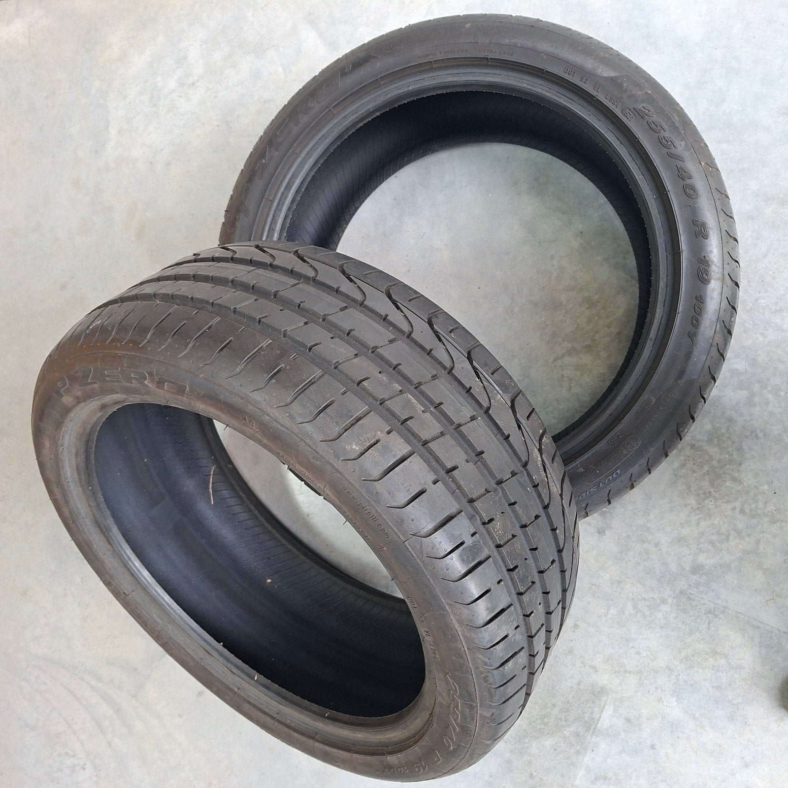 Pirelli Pzero 255/40R19 100y  2stuks, Auto-onderdelen, 255 mm, Band(en), Personenwagen, Zomerbanden